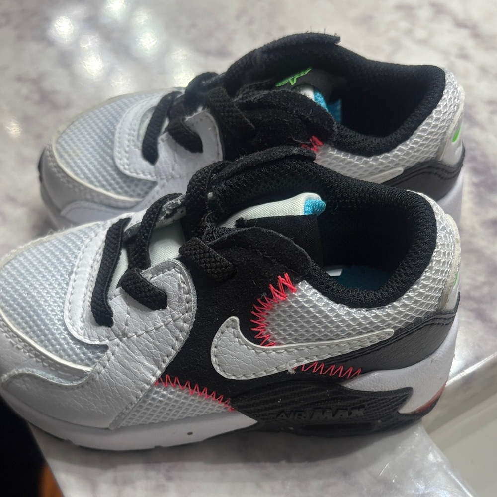 Nike Kids Air Max White Black Sneakers